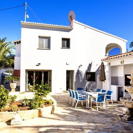 El Barco Villa